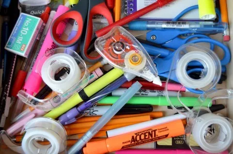 【中学英語】類義語 -"luggage"と”baggage"何が違う？-