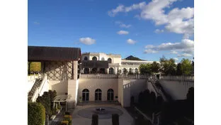 文化や違いから英語を教える　～英語に苦手意識をもっている生徒たちへの指導法～　