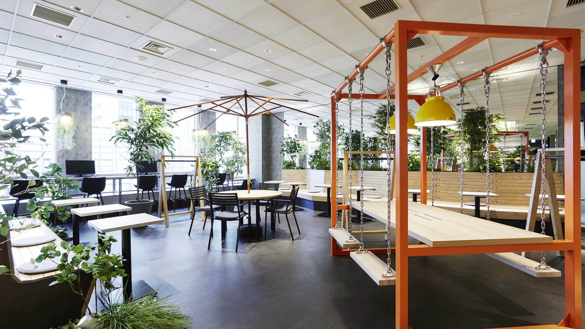 スライドイメージ（２） 十三駅前教室